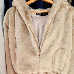 Zara faux fur jacket with oversized hood NEW